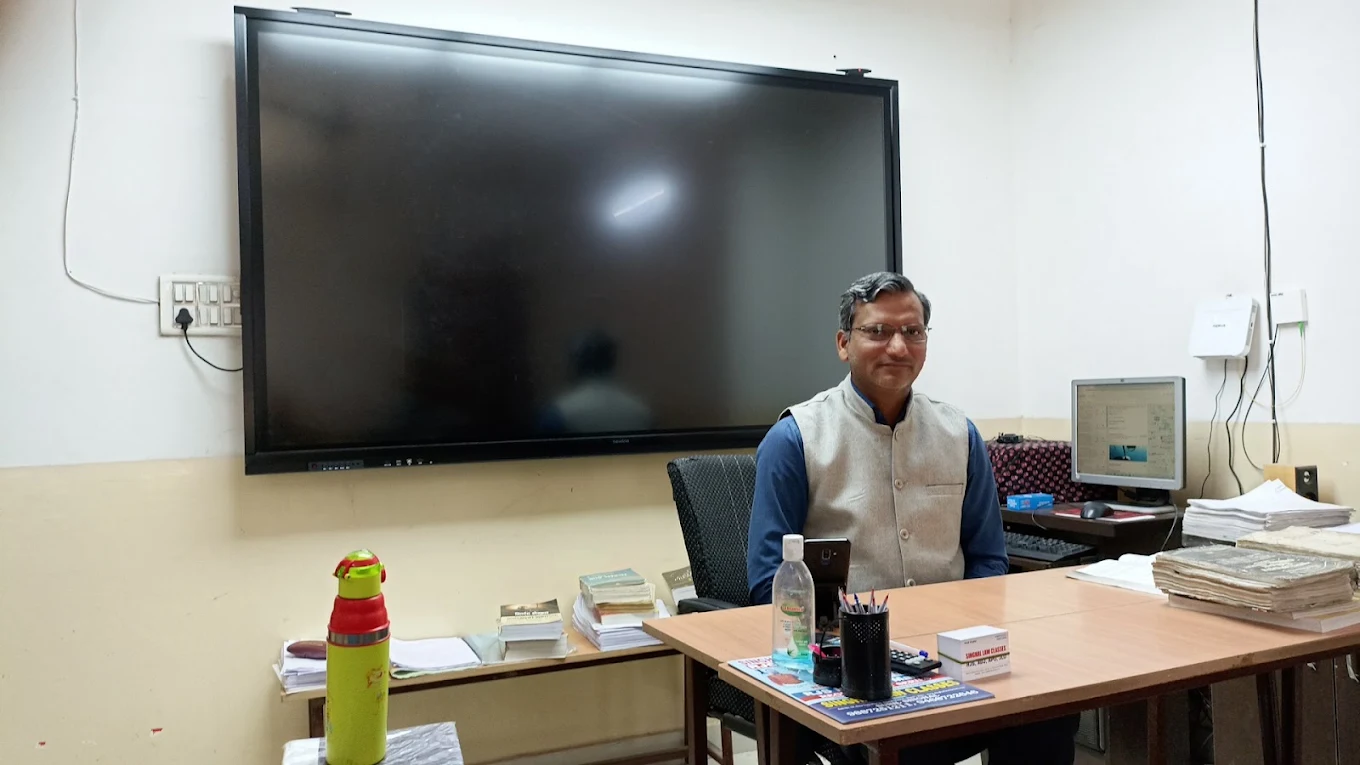 Singhal Law Classes
