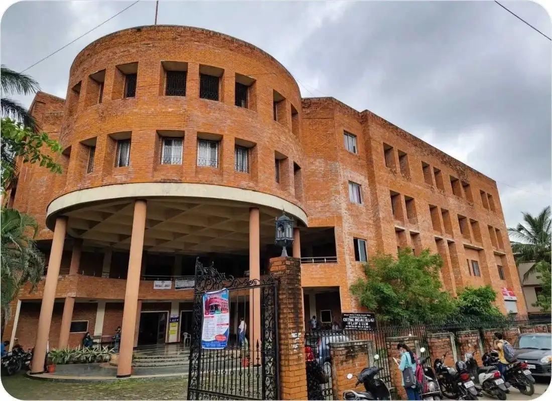 Central India College of Law & LL.M.