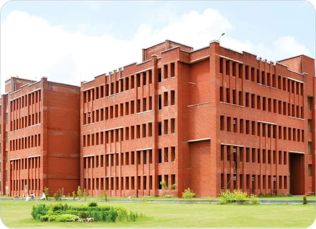 Lloyd Law College