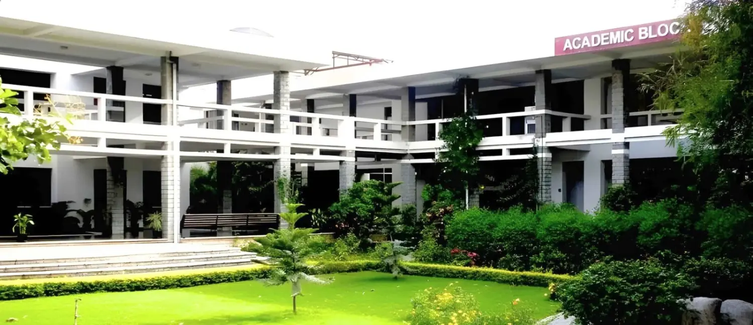 NALSAR Campus